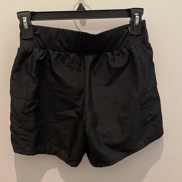 Adidas - Black Exercise Shorts with Stripes and Lining - Picture 2 of 3